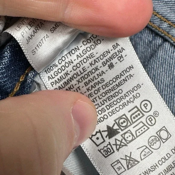 Levis Premium 501 Womens Jean 90s Shorts 30 Blue Distressed  Loose Fit Denim NEW - Picture 6 of 10